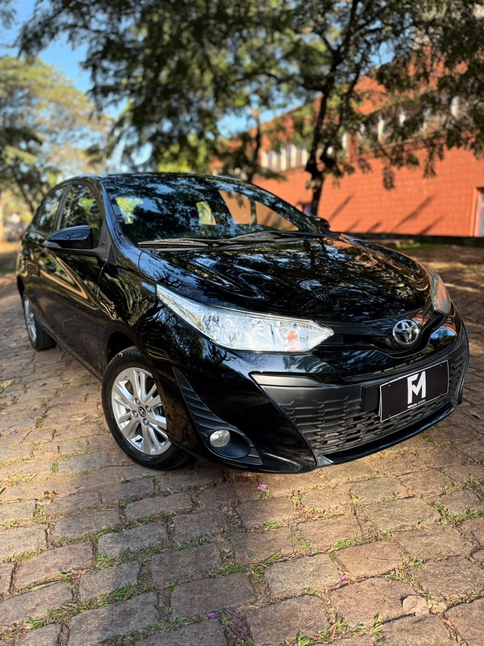 Toyota Yaris XL 2019 - Lateral